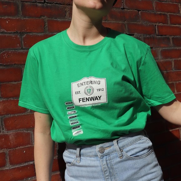 LOVE THAT DIRTY WARTER GREEN MONSTAH RED SOX FENWAY BOSTON TEE - Picture 1 of 6